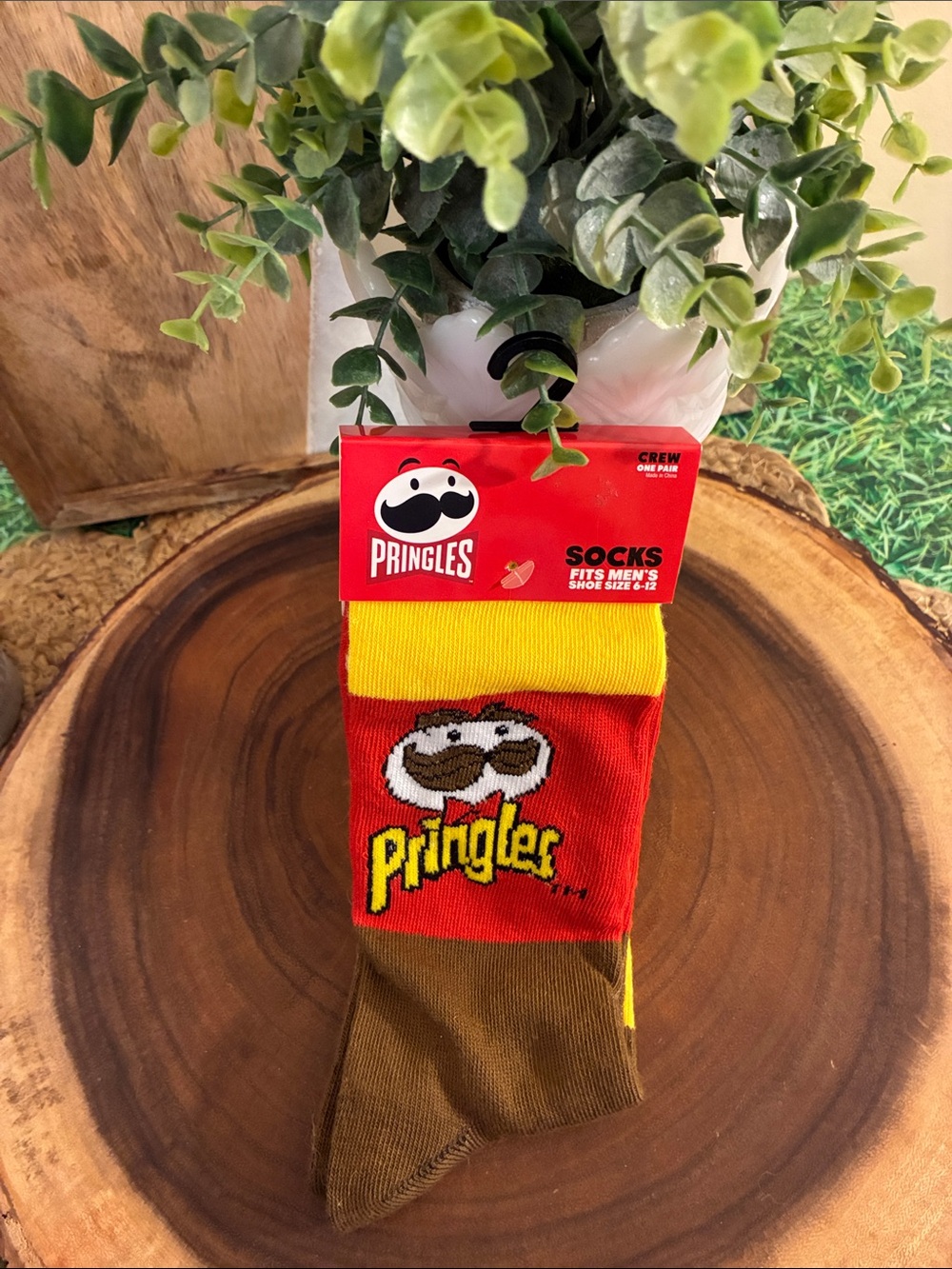 Pringle Red, Yellow, and Brown Casual Socks